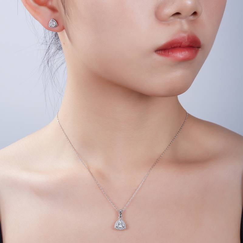 Affordable Luxury三角形S925银镀白金MoissanitePendantStud Earring套装
